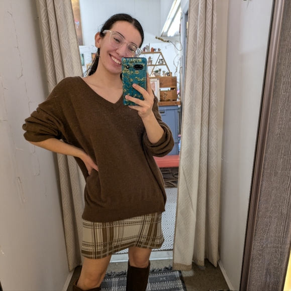 Meet Your Posher: Veronica - Picture 1 of 1